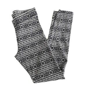 PINK Victoria's Secret VS Dog Small Gray White Cotton Geometric Stretch Leggings